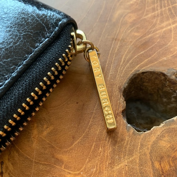 Tory Burch Wallet - Picture 7 of 9